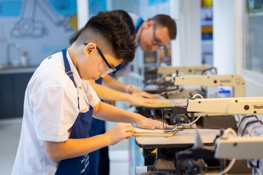 BVIS offers the National Curriculum for England