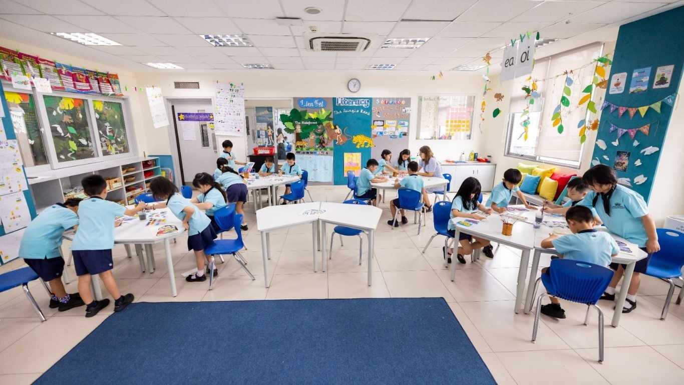 Môi trường học tập an toàn và đầy đủ các tiện ích