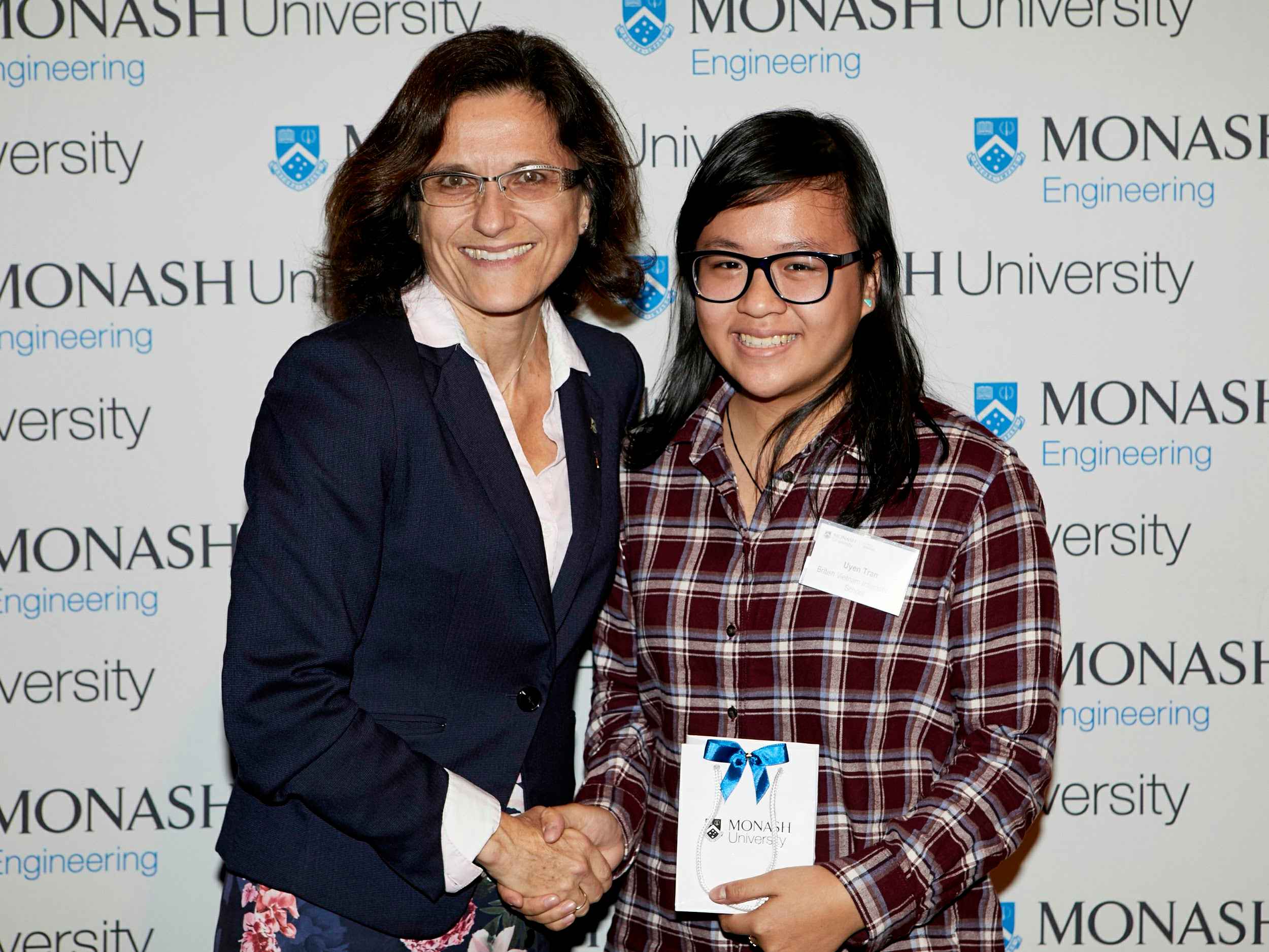 Phương Uyên, Niên khóa Tốt nghiệp 2017 và hành trình trở thành Kỹ sư phần mềm tại Úc - BVIS CLASS OF 2017 PHUONG UYENS JOURNEY TO BECOMING A SOFTWARE ENGINEER