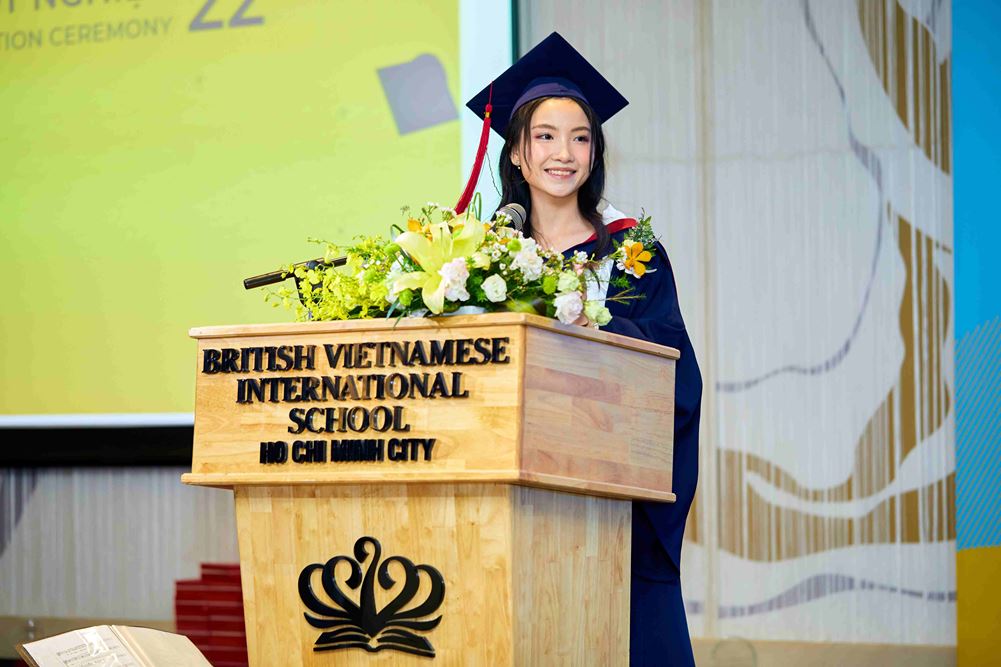 Ngày nhận kết quả kỳ thi 2022: Làm thế nào để giúp con giảm lo lắng?| BVIS HCMC | Nord Anglia - Results Day 2022 How can I help my child feel less anxious