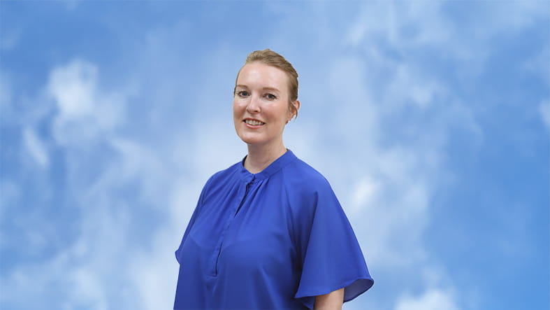 Cô Heather Rugile - Ms-Heather-Rugile