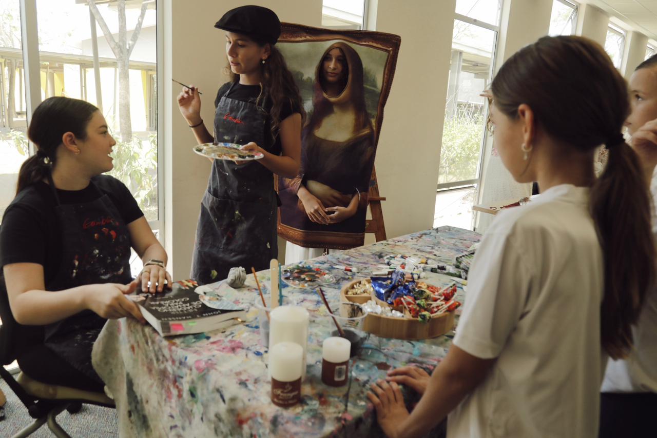 From Research to Renaissance: Three Steps in an Immersive Learning Experience - Research to Renaissance