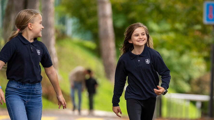 Comment aider votre enfant à s'intégrer dans sa nouvelle école - How to help your child settle into a new school