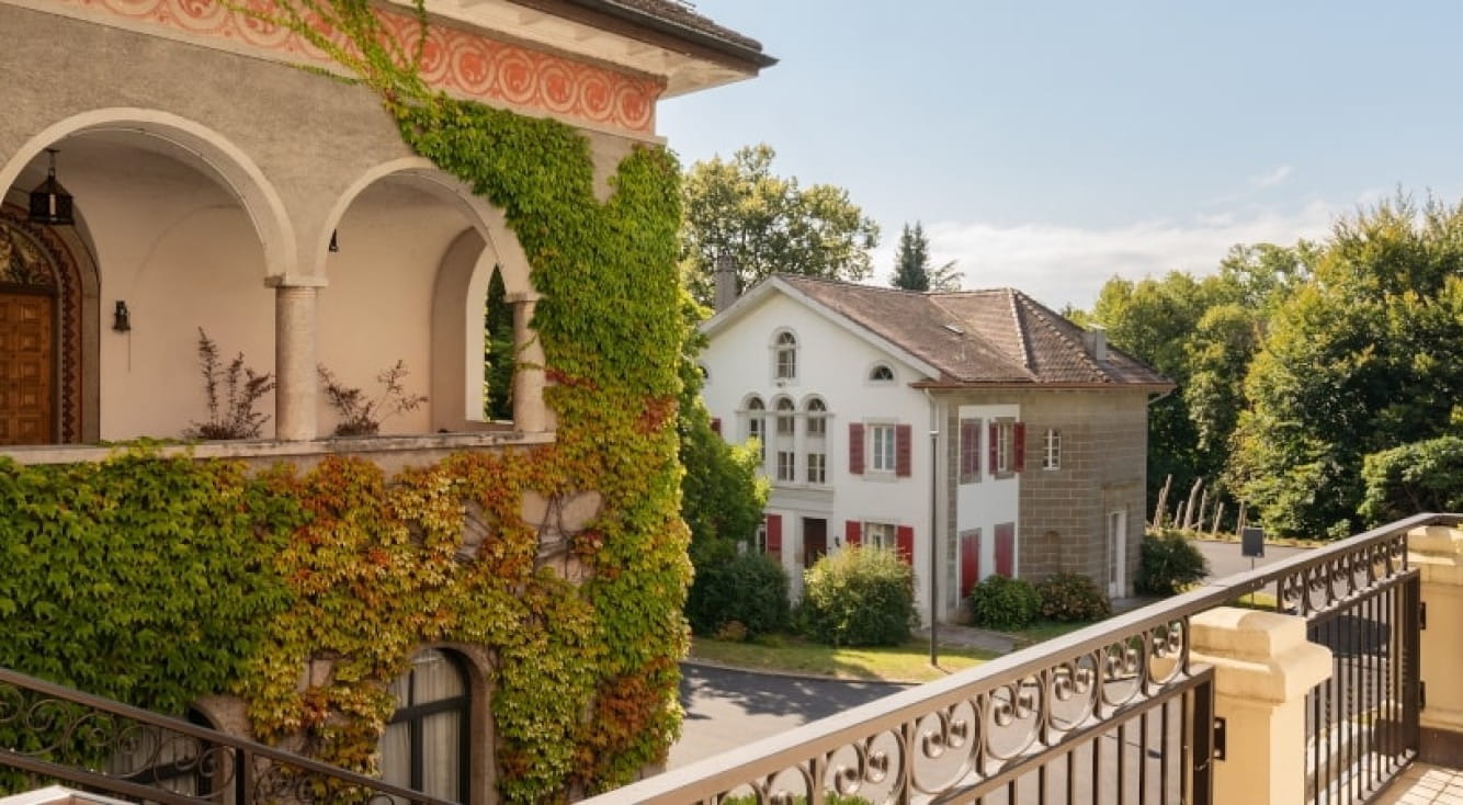 Visite virtuelle à 360° du Campus de Pully | Collège Champittet - Promo With Image - Champittet