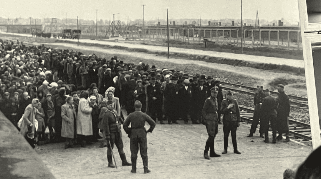 Auschwitz 9png