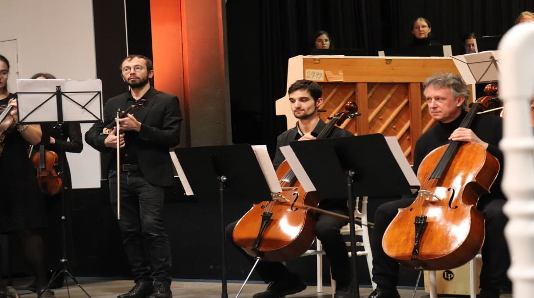 Christmas Gala of the Amati carousel image 2jpg