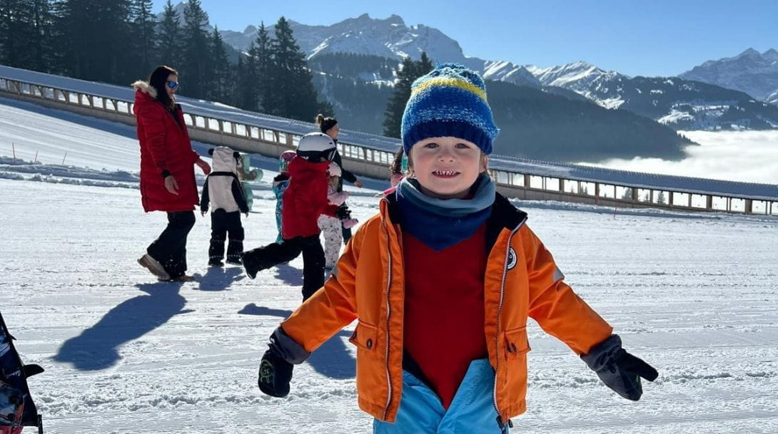 Snow for day and external students 2jpg