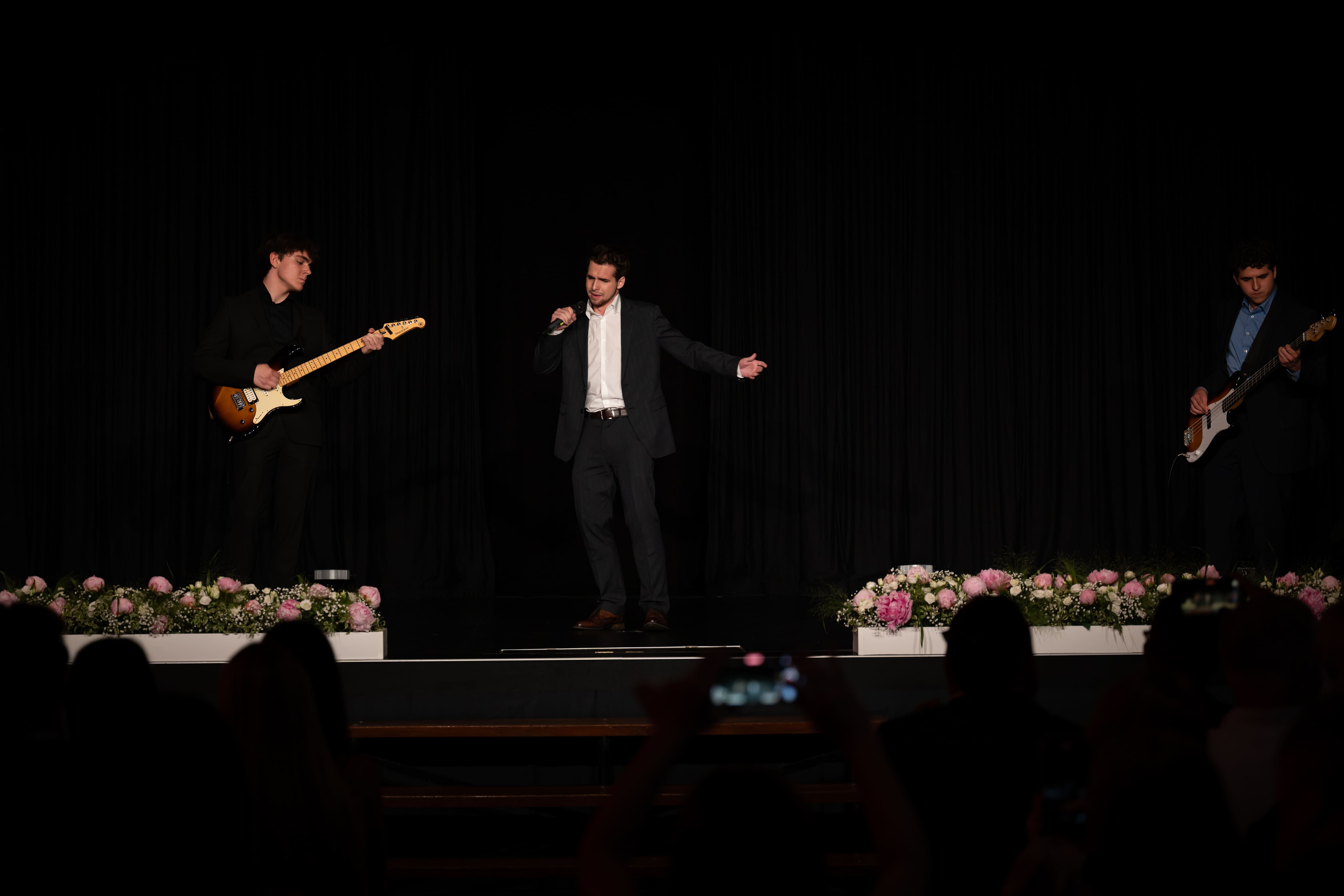 GraduationChampittet25424min 1jpg