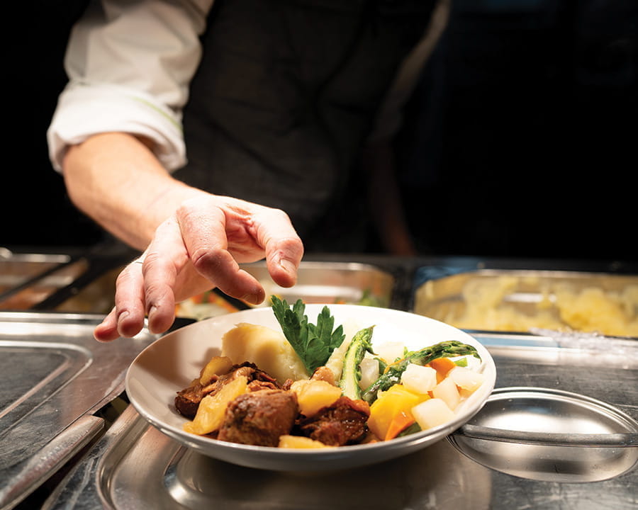 Weekly Menus | Collège Champittet - Image-50-50 - Champittet 2