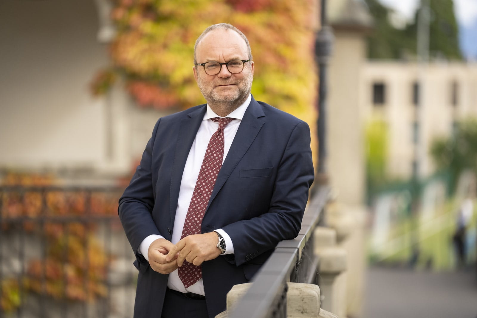 Director message - Director message