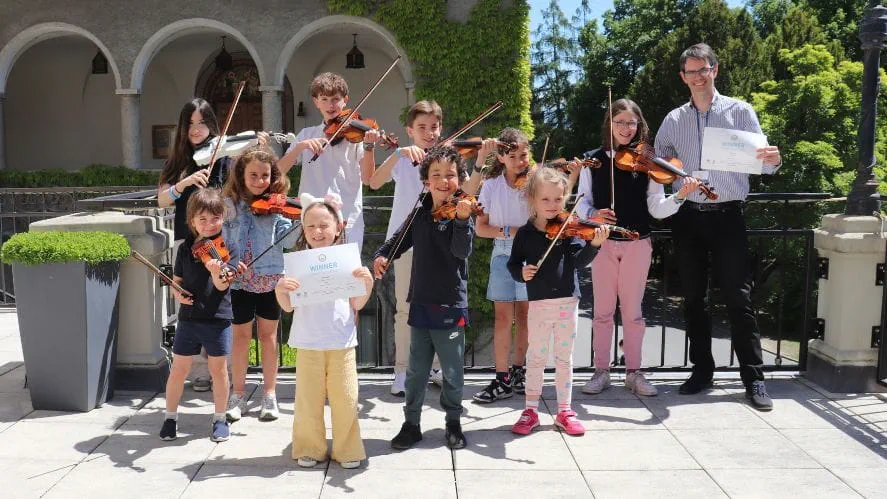 Virtual Young Musician - Virtual Young Musician