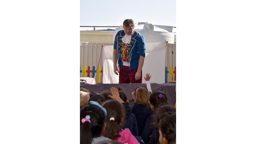 Wow we met a real pirate! - wow-we-met-a-real-pirate