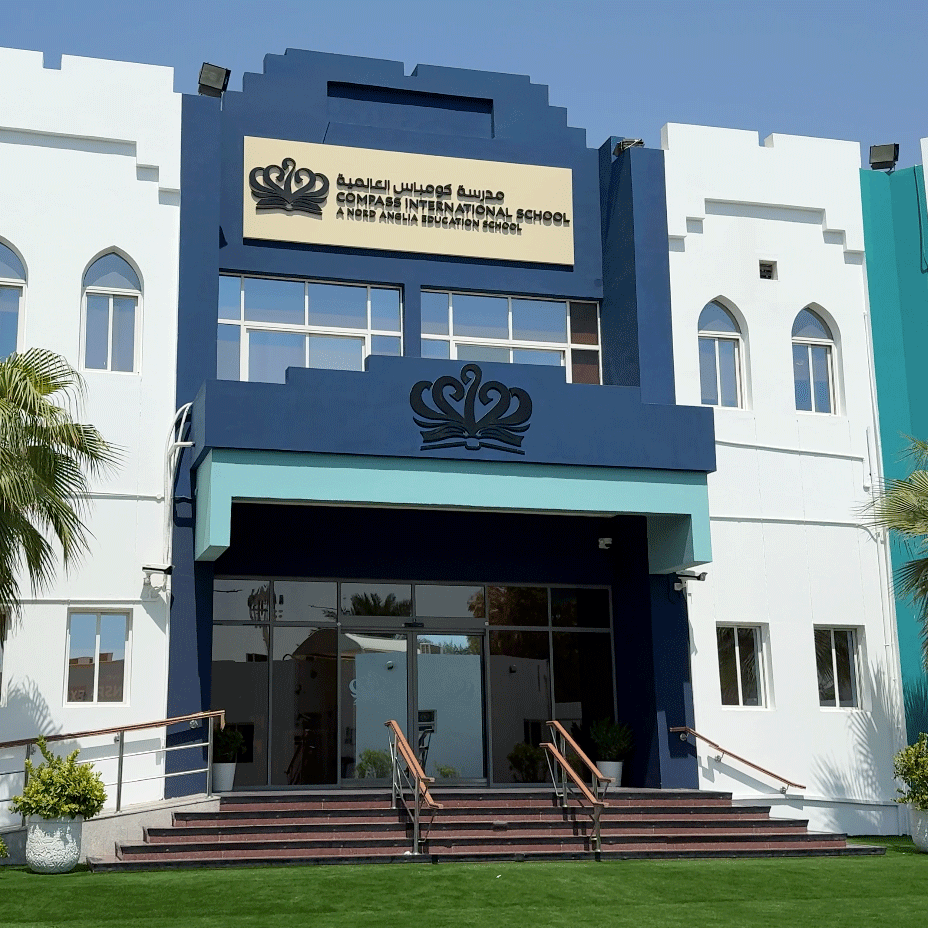 Welcome to Compass International School Doha - Feature Cards Pattern 2