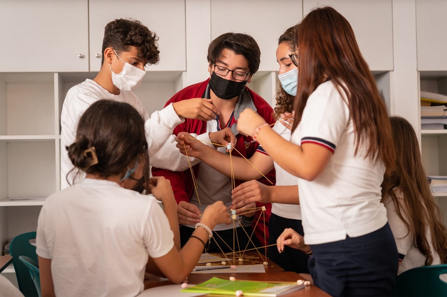 Educational trends vs educational reality - Educational trends vs educational reality