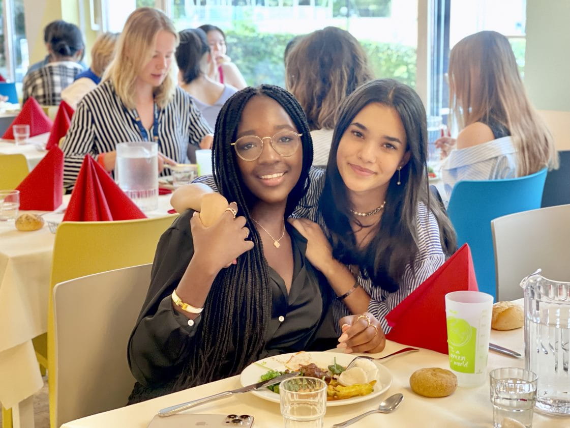 Internat Suisse | Collège du Léman - Visual Time Line Image And Text - CDL 1