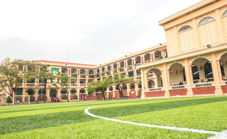 BIS HCMC school exterior