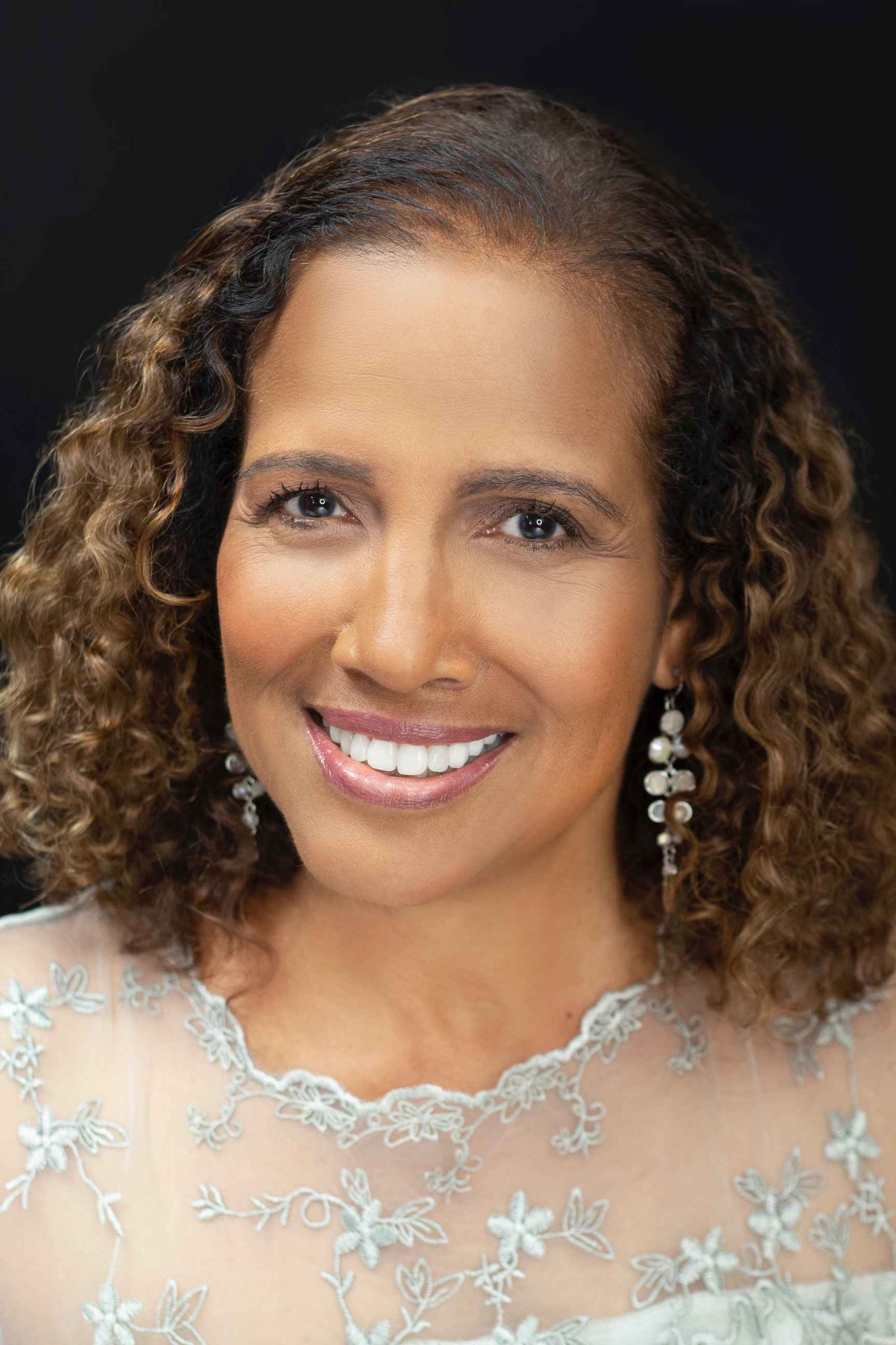 Academic Excellence | Collège du Léman Geneva - Feature Cards - CDL