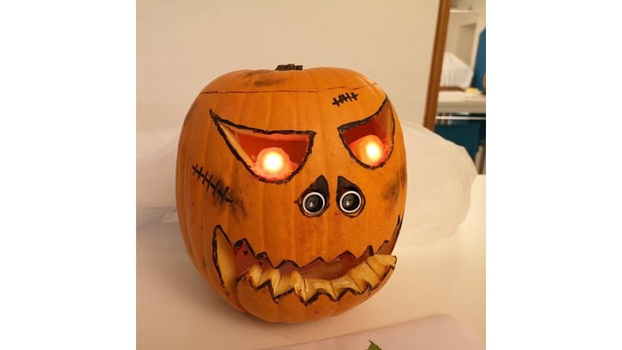 STEAM et un projet de citrouille Arduino effrayante-steam-and-a-spooky-arduino-pumpkin-project-Pumpkin1