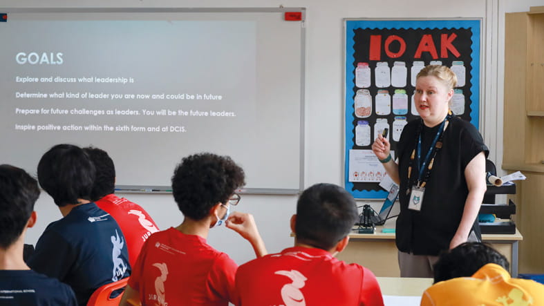 Dover Court International School Teachers | Dover Court - Feature Cards Tabs