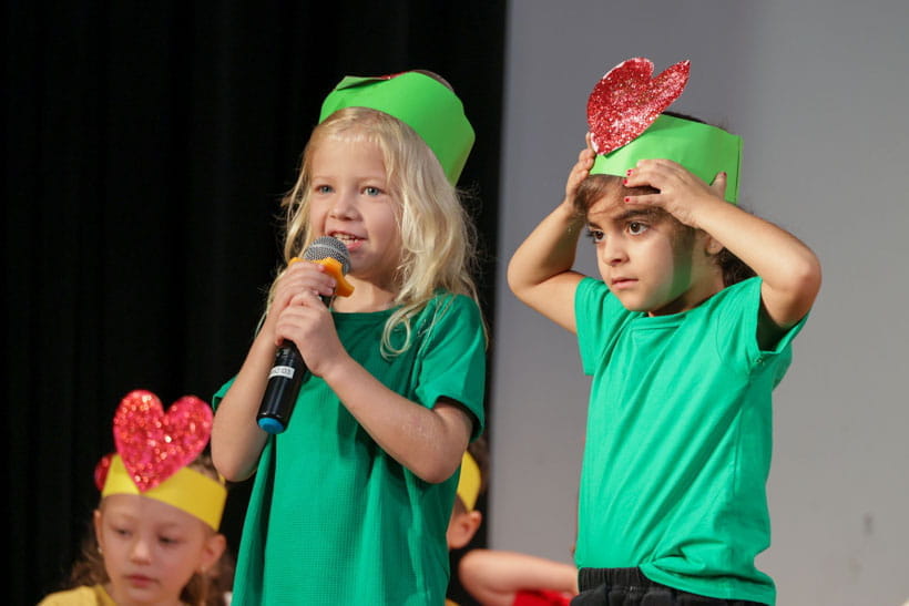 EYFS End of Term Show G1 RE RC RH NA 231206 40jpg