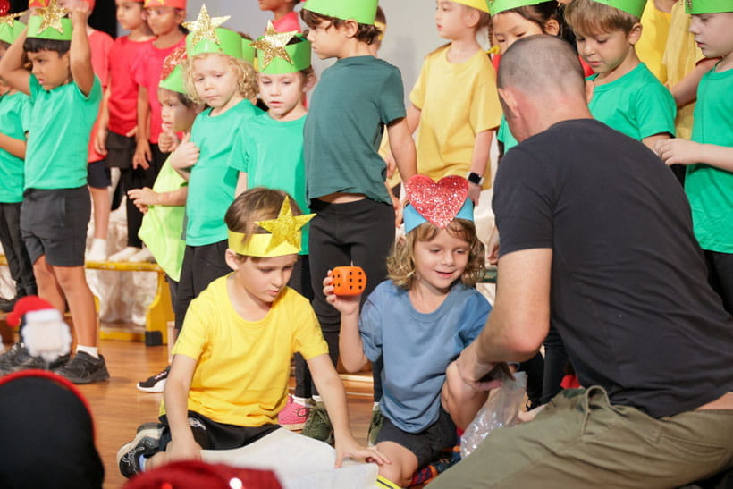 EYFS End of Term Show G1 RE RC RH NA 231206 57jpg