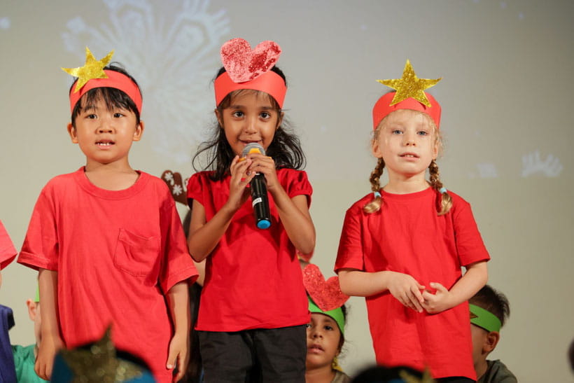 EYFS End of Term Show G1 RE RC RH NA 231208 11jpg