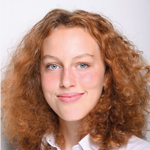 Private School in Singapore | Dover Court - Feature Cards Pattern