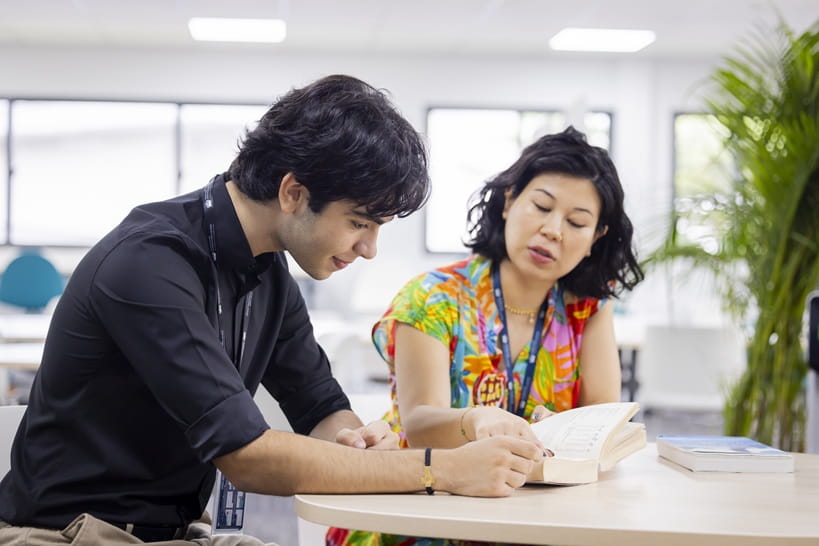 How schools prepare students for university success - university preparation academic skills dover court