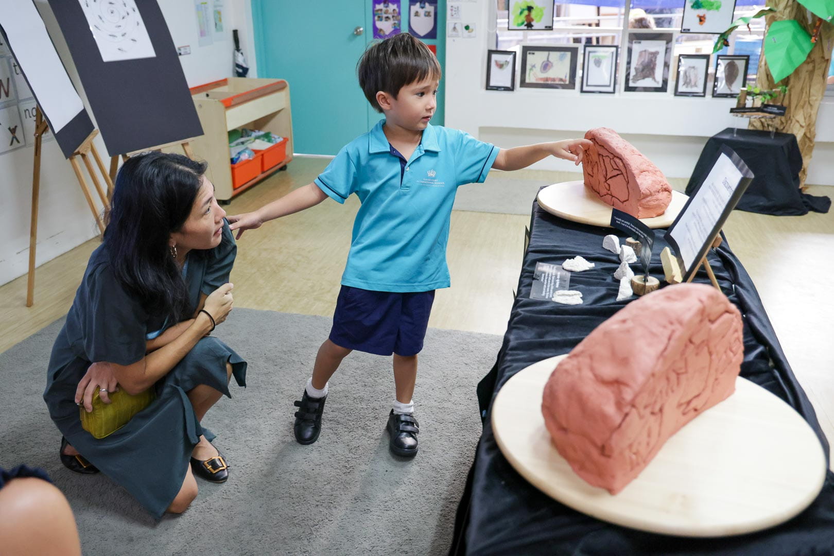 EYFS Learning Showcase - Carousel For News Detail - EYFS Exhibition