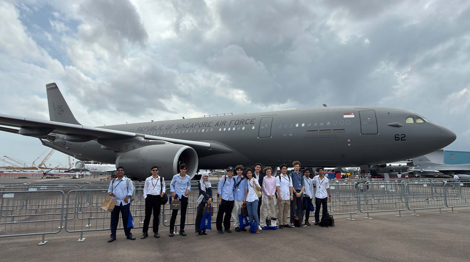 Dover Court Students Present Sustainable Aviation Solution at Singapore Airshow - Carousel For News Detail - Singapore Airshow 2026