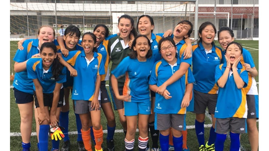 U16 Girls Football Lionesses Improve-u16-girls-football-lionesses-improve-U16Girlsfoot01