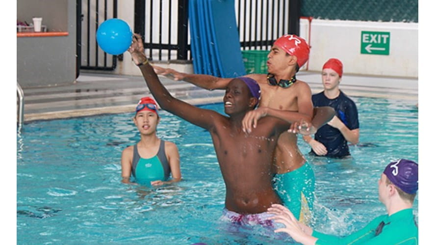 PagelinkimageYear9SwimGalaHouseWaterPolo