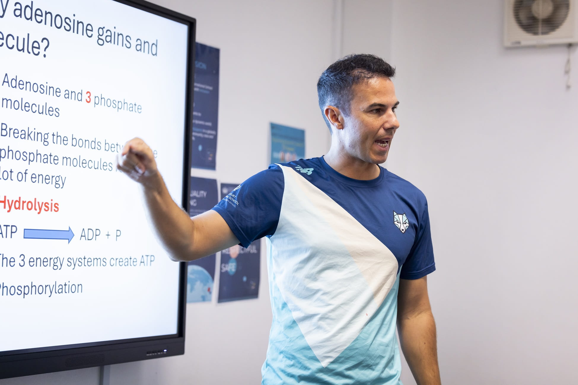 Private Secondary School in Singapore | Dover Court - Feature Cards