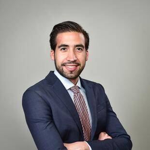 Excelencia académica | Eton School Mexico | Nord Anglia - Feature Cards Pattern - What Alumni Say