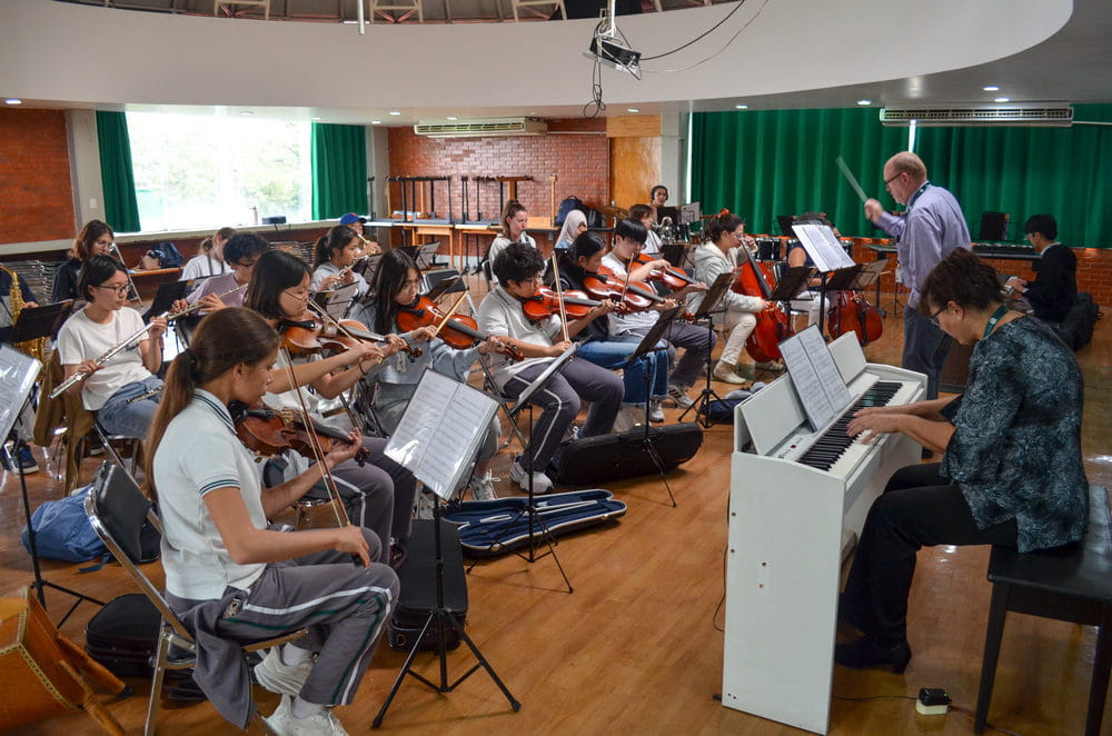 Boys and girls in preparation for the Christmas Concert and Posada