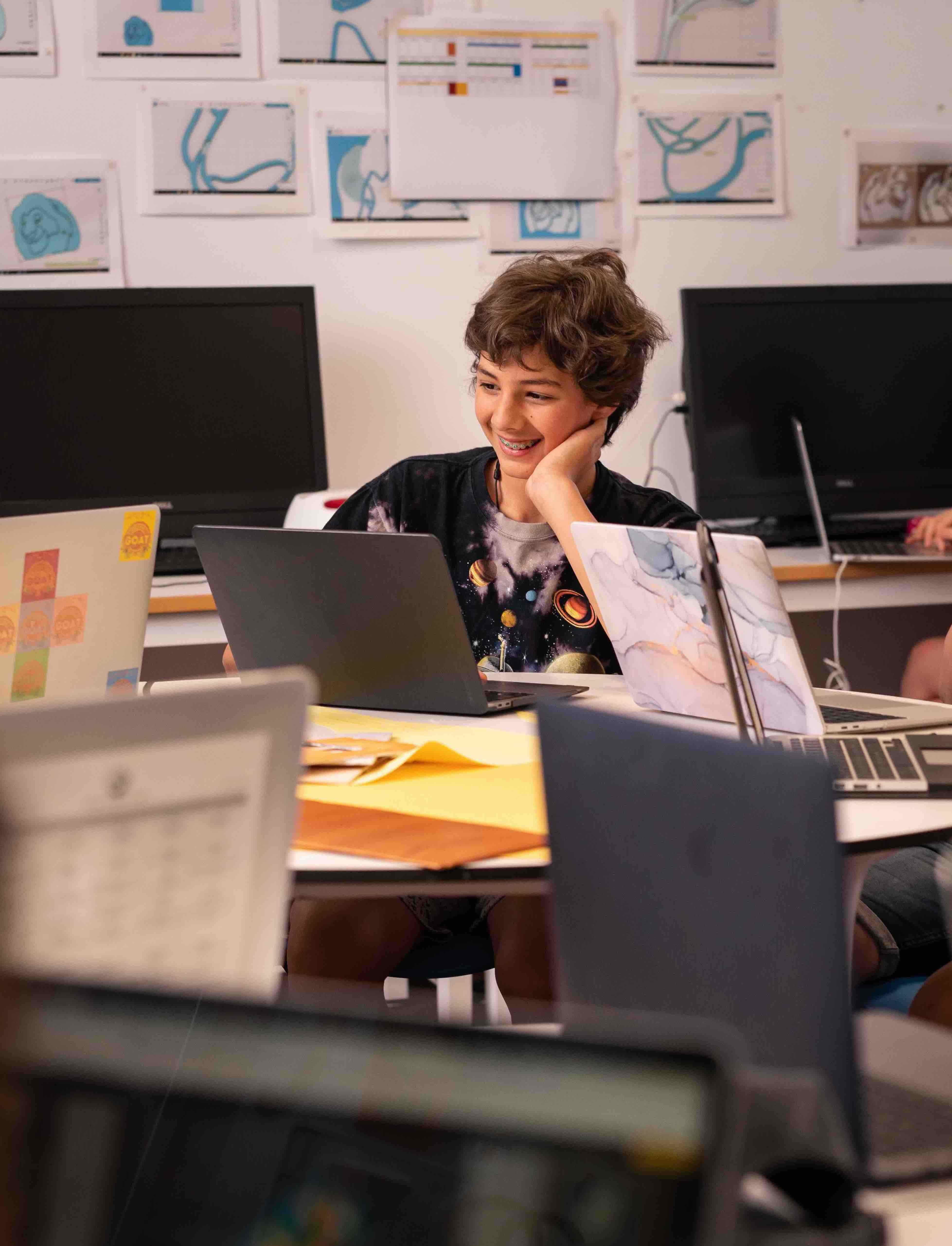 ICS Campus | International College Spain - Small Text And Image 1