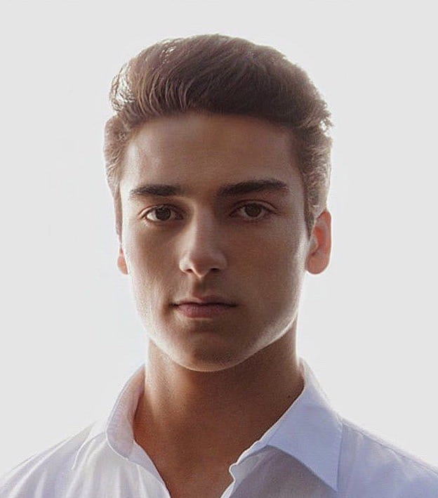 Academic Excellence | International College Spain - Feature Cards Pattern 1