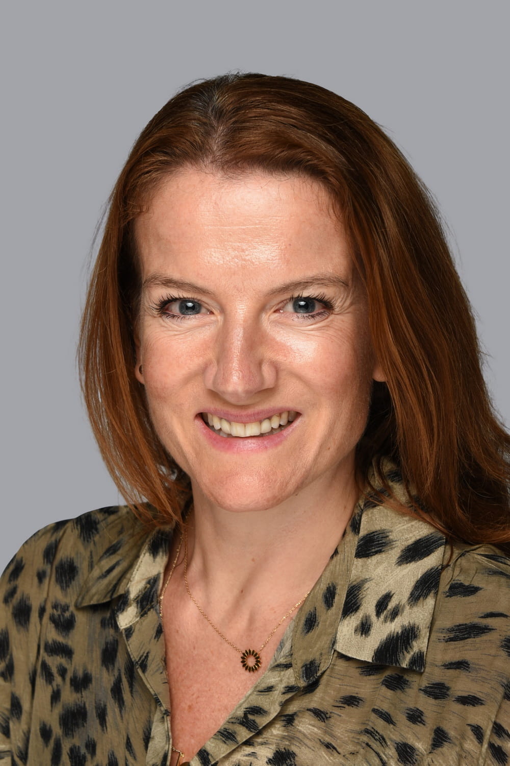 How We Teach | International College Spain - Feature Cards Pattern