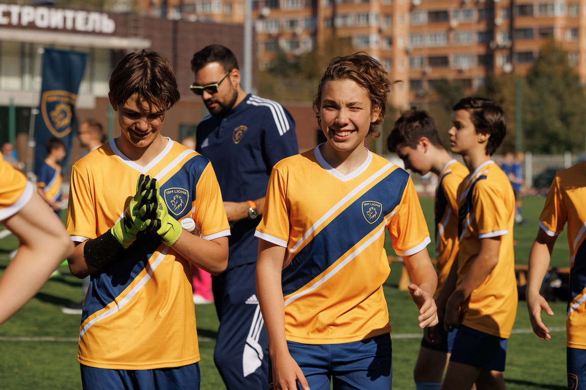 The ISM Lions| The International School of Moscow - Carousel Default Full