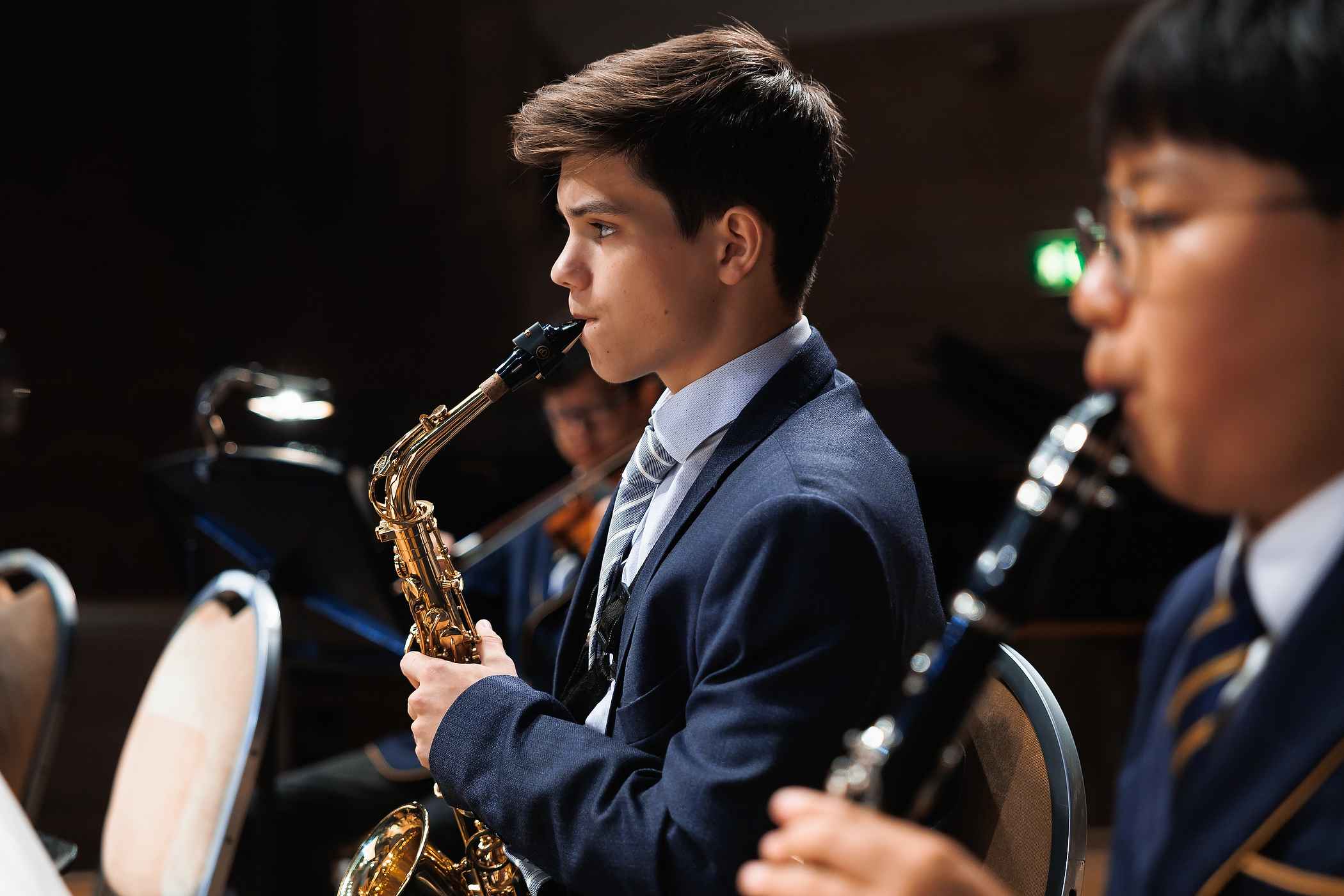 Private Schools in Moscow, Russia | ISM - Feature Cards Pattern