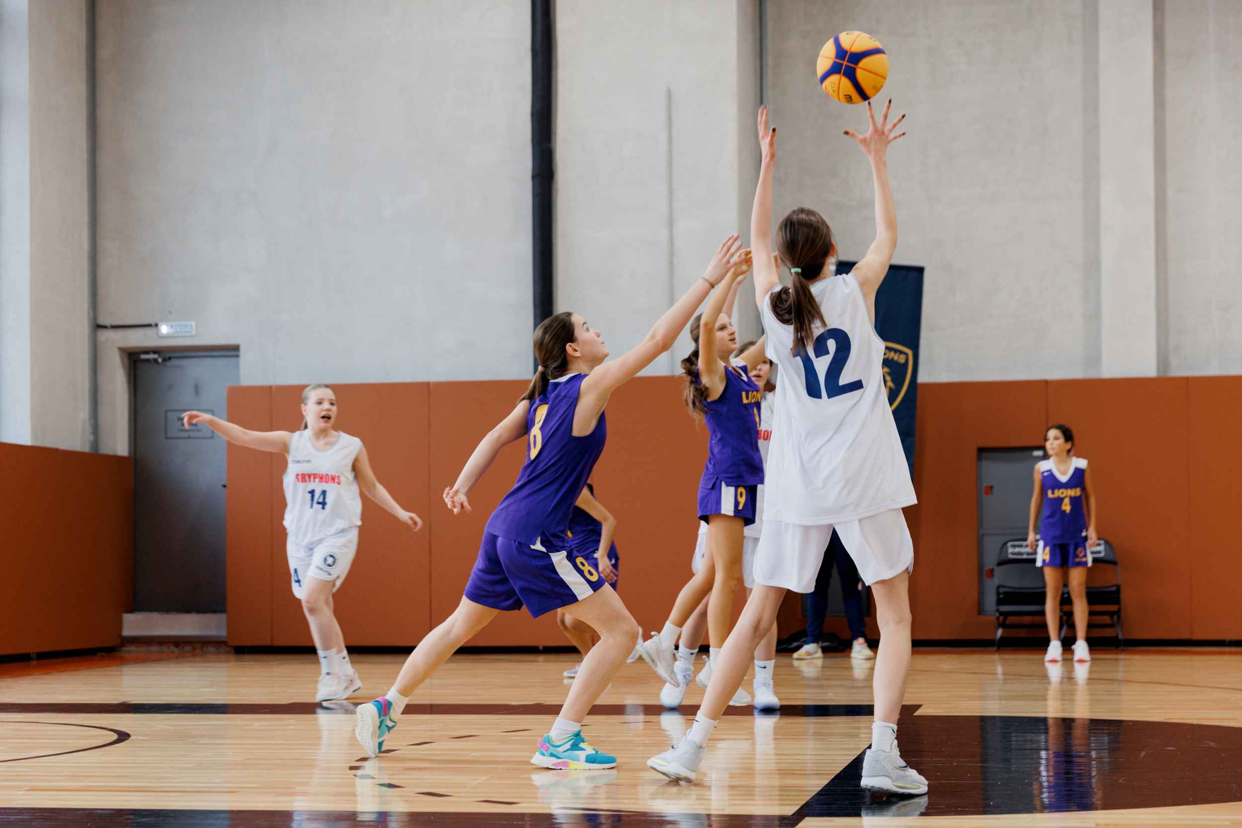 Outstanding Experiences | The International School of Moscow - 04 - Feature Cards Pattern - Creativity and Culture