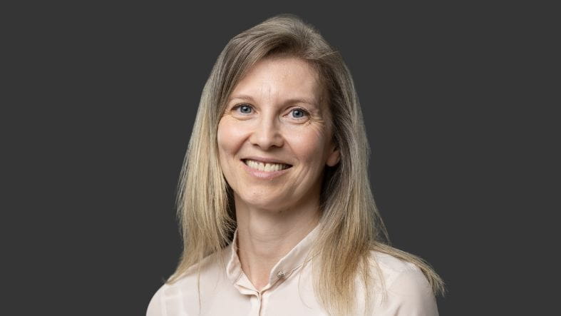 Mrs Lisa Smith - Lisa Smith