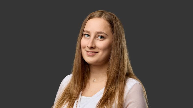 Zhamilya Abdullina - Zhamilya Abdullina