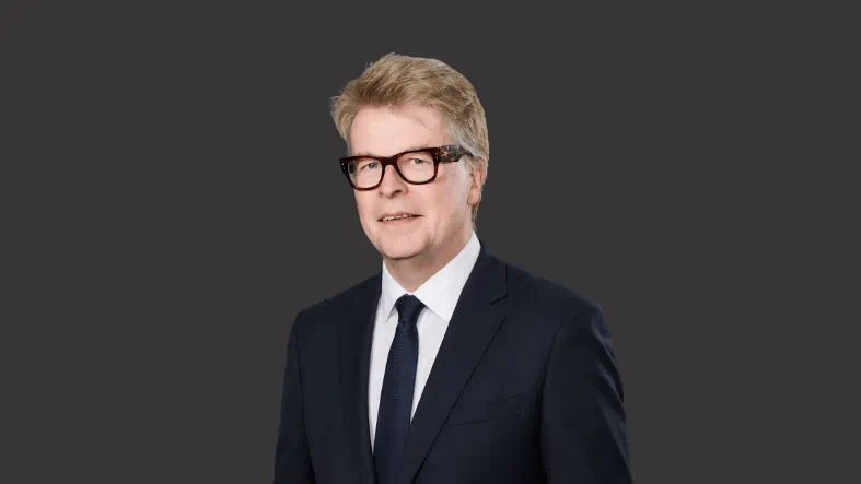 Dr. Nicholas Underhill - Dr Nicholas Underhill