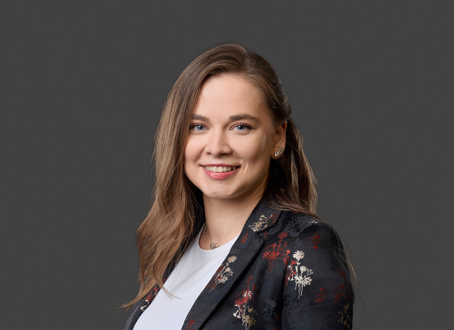 Ms Anna Grot