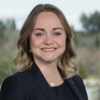 Admissions | La Côte International School Aubonne, Suisse - Feature Cards Pattern