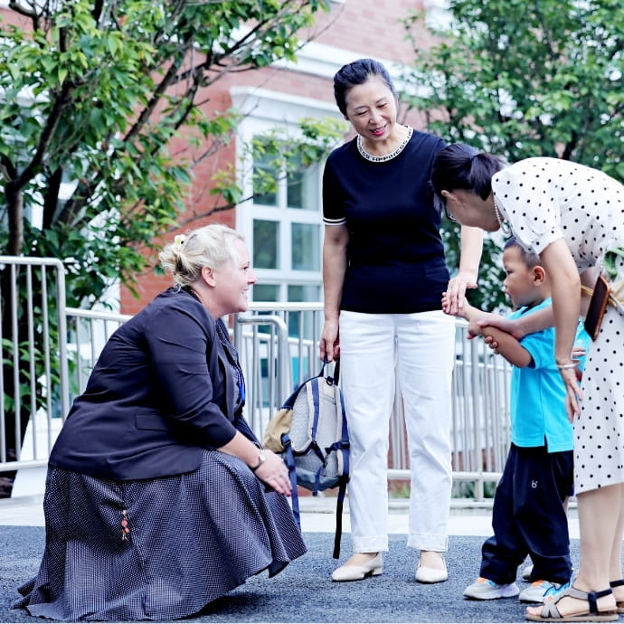 It's easy to apply to Léman International School Chengdu - How to Apply