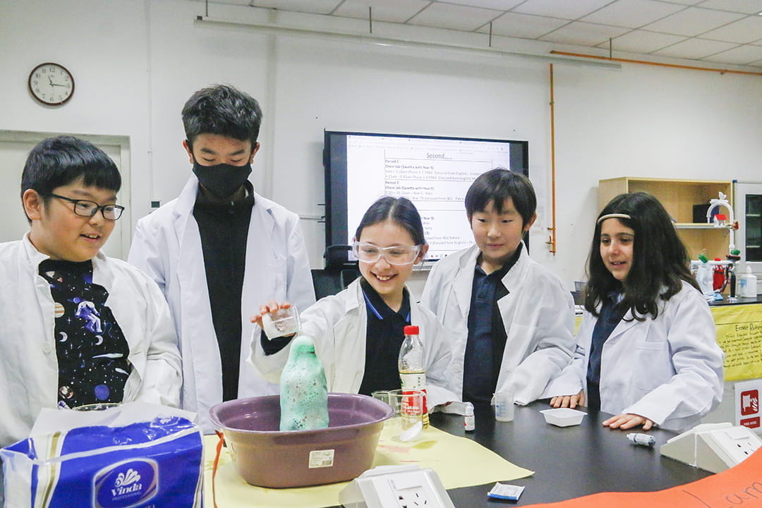 Happy Science Day! - Happy Science Day