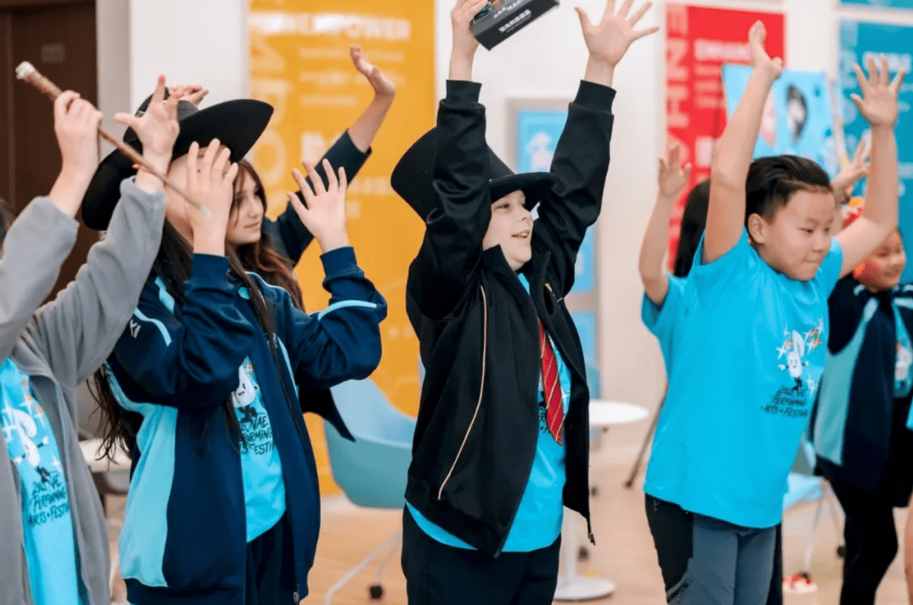 乐盟学生在北京诺德安达表演艺术节大放异彩 - Students Shine at the NAE Performing Arts Festival in Beijing