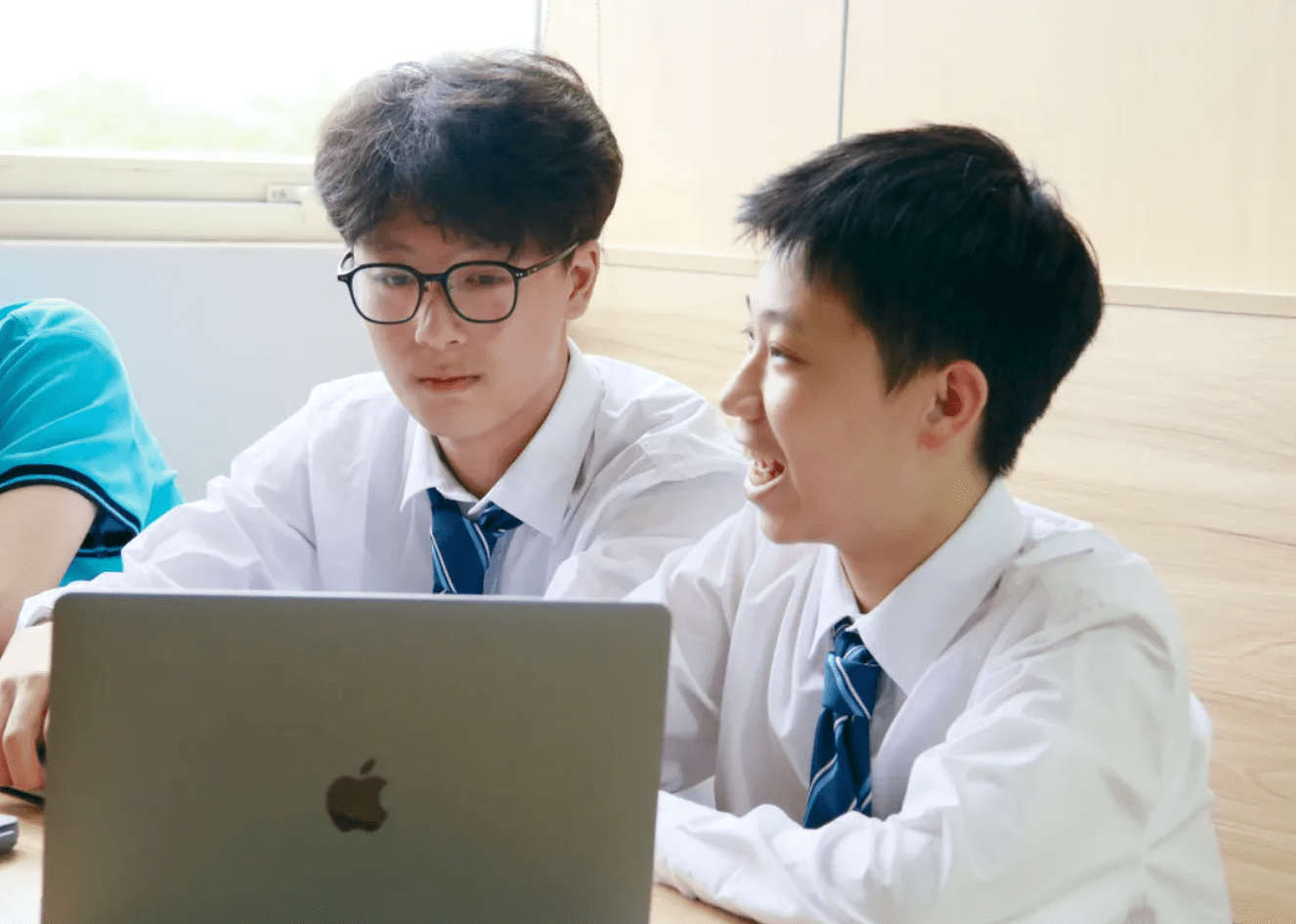 US Top 3 University Offer With Scholarship - US Top 3 University Offer With Scholarship